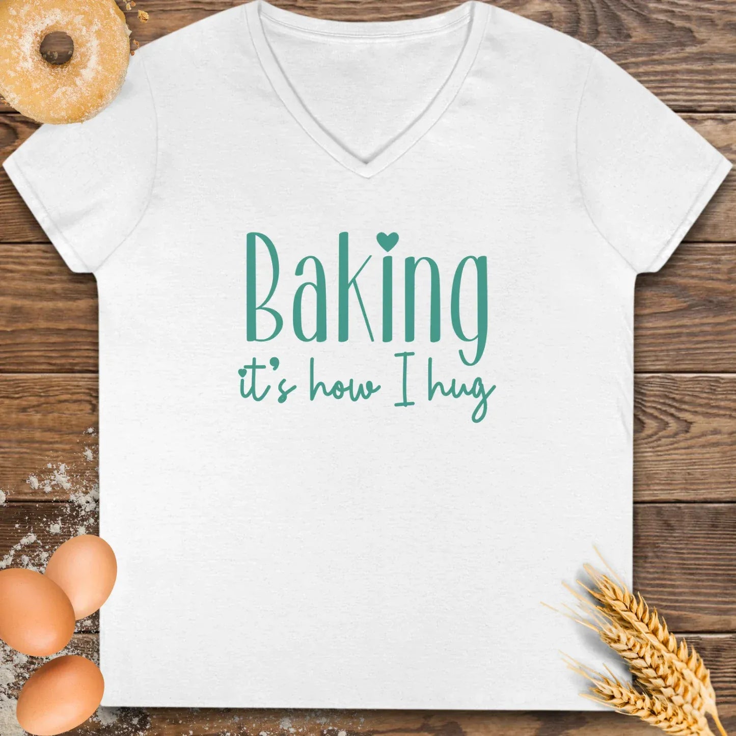 Baking Hug V-Neck